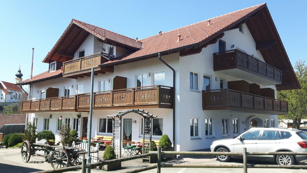 Hotel Gasthof "Zum Strauss" Wildsteig Exterior foto